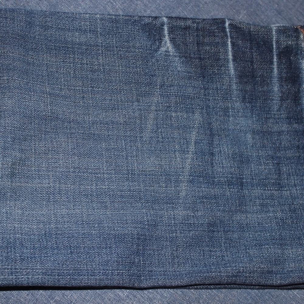 CITIZENS of Humanity Jeans with Embroidered Back Pockets - Picture 7 of 7